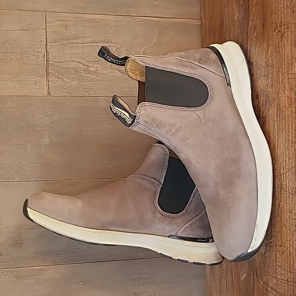 Blundstone Leather Boots Adult's sz 10.5 Active Water Resistant Chelsea Boots